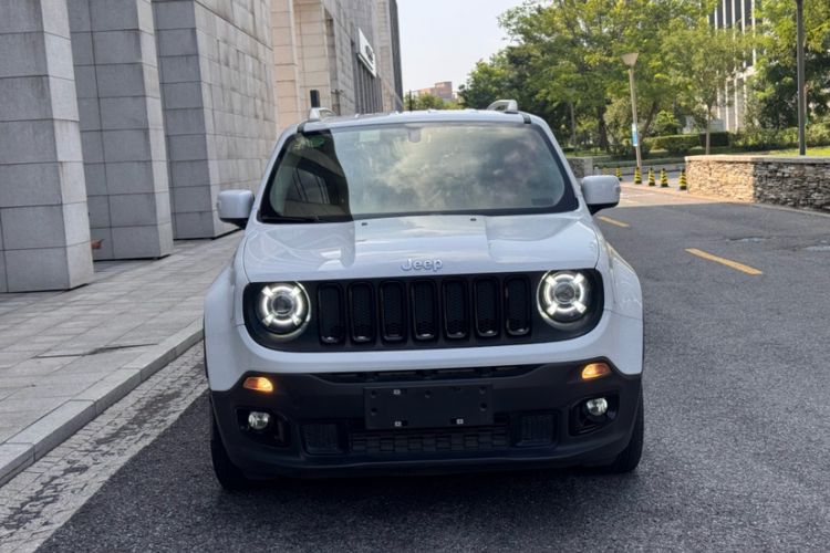 Used Jeep Renegade 2018 Connected Large Screen Version 180T Automatic Kinetic Edition+ Exterior 1