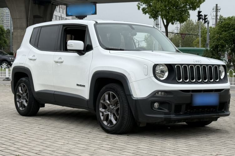 Used Jeep Renegade 2018 Connected Large Screen Version 180T Automatic Kinetic Edition+ Exterior 3