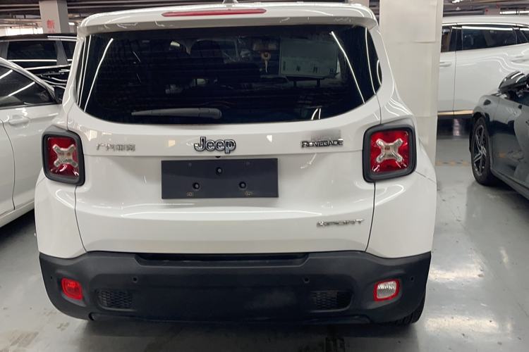 Used Jeep Renegade 2018 Connected Large Screen Version 180T Automatic Kinetic Edition+ Exterior 4
