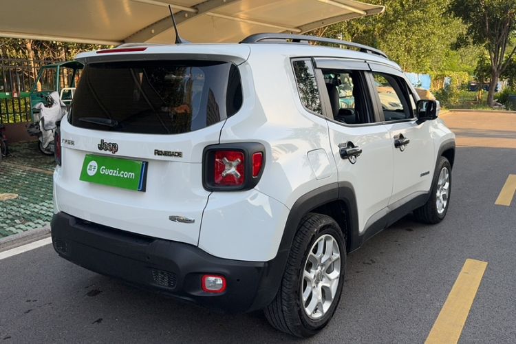 Used Jeep Renegade 2018 Connected Large Screen Version 180T Automatic High-Energy Edition Exterior 5