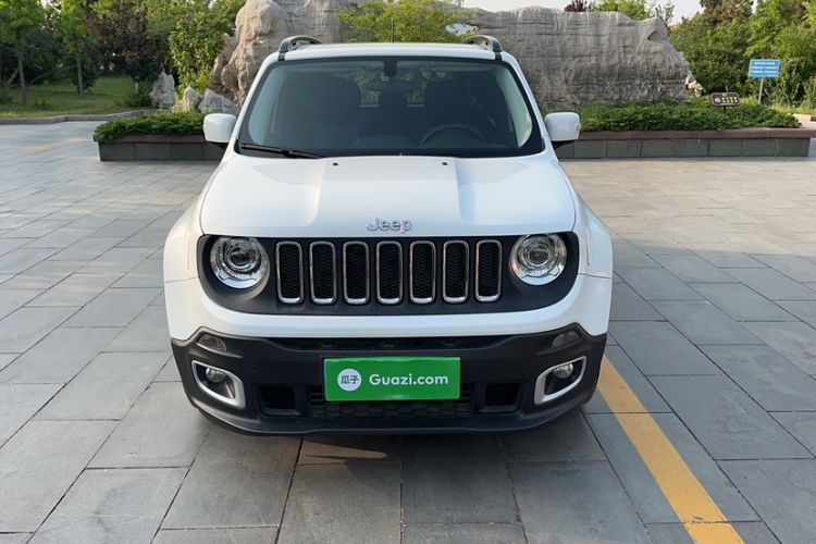 Used Jeep Renegade 2018 Connected Large Screen Version 180T Automatic High-Energy Edition Exterior 5