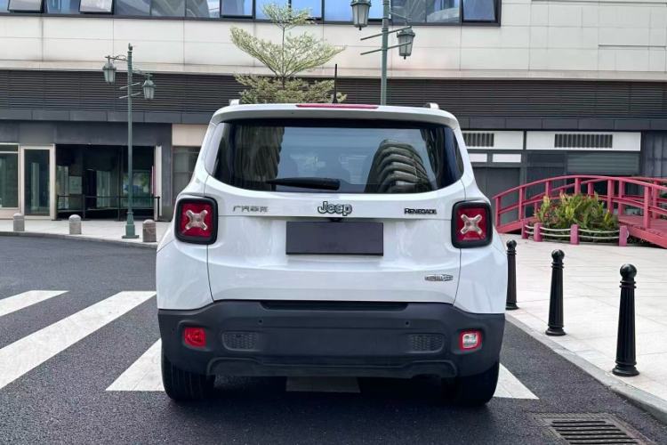 Used Jeep Renegade 2018 Connected Large Screen Version 180T Automatic Jingneng Version Exterior 5
