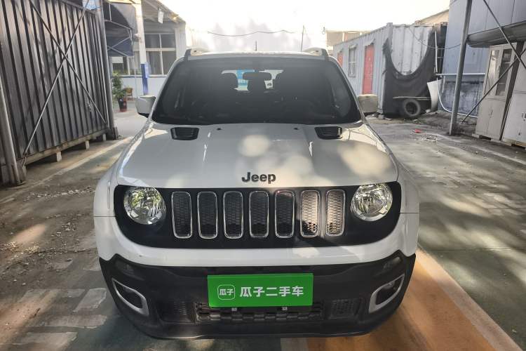 Used Jeep Renegade 2018 Connected Large Screen Version 180T Automatic High-Energy Edition Front