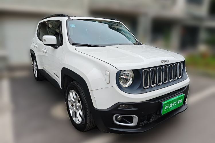 Used Jeep Renegade 2018 Connected Large Screen Version 180T Automatic High-Energy Edition Front Right 45 Deg