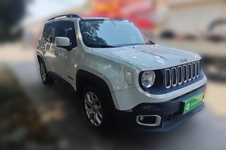 Used Jeep Renegade 2018 Connected Large Screen Version 180T Automatic High-Energy Edition Front Right 45 Deg