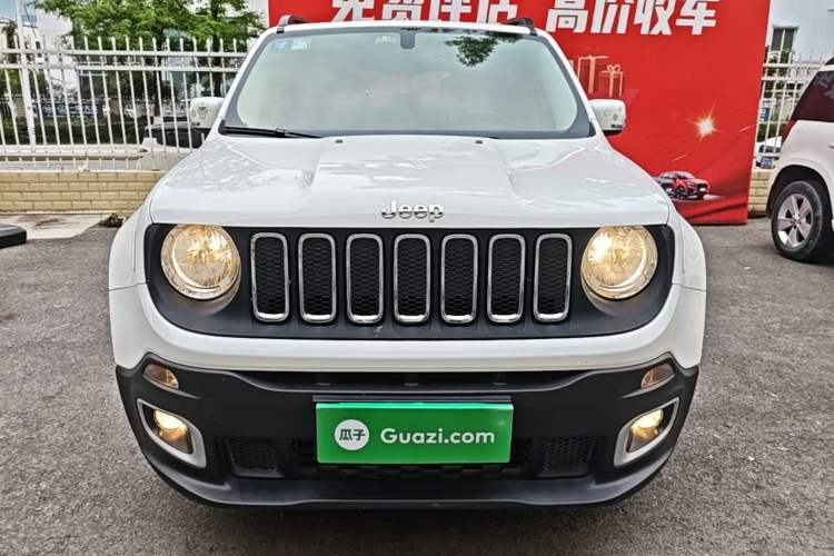 Used Jeep Renegade 2018 Connected Large Screen Version 180T Automatic High-Energy Edition Front