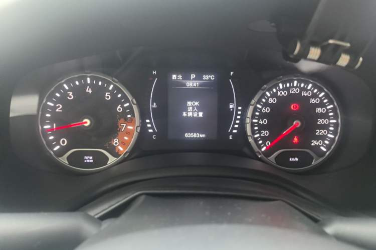 Used Jeep Renegade 2018 Connected Large Screen Version 180T Automatic High-Energy Edition Instrument Cluster