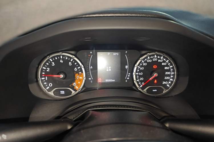 Used Jeep Renegade 2018 Connected Large Screen Version 180T Automatic High-Energy Edition Instrument Cluster