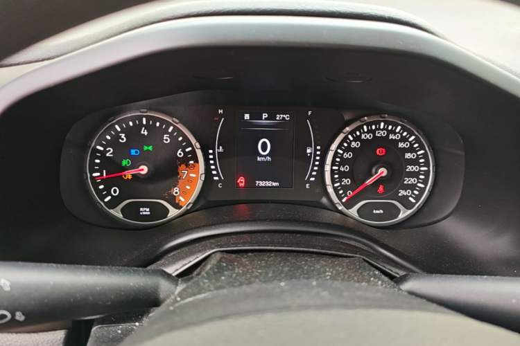 Used Jeep Renegade 2018 Connected Large Screen Version 180T Automatic High-Energy Edition Instrument Cluster