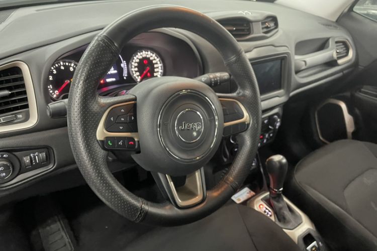 Used Jeep Renegade 2018 Connected Large Screen Version 180T Automatic Kinetic Edition+ Interior 1