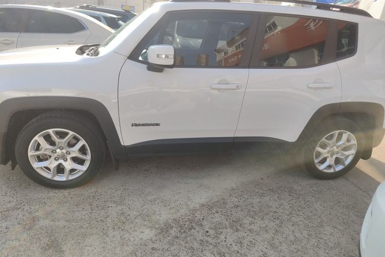 Used Jeep Renegade 2018 Connected Large Screen Version 180T Automatic High-Energy Edition Left Side