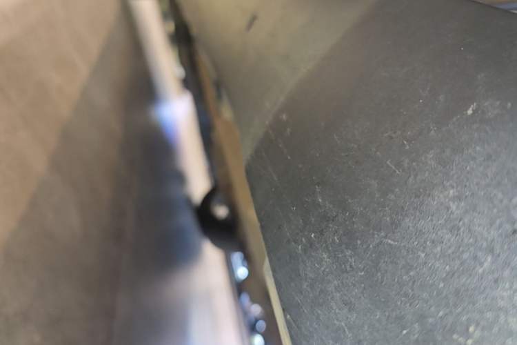 Used Jeep Renegade 2018 Connected Large Screen Version 180T Automatic High-Energy Edition Left Side Sill