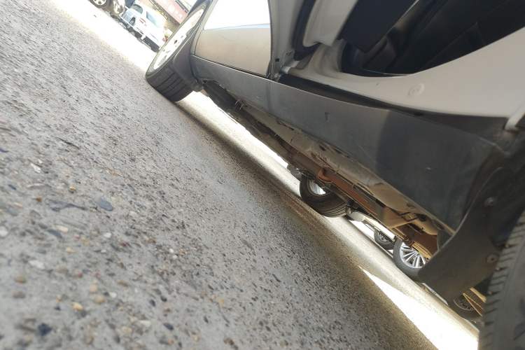 Used Jeep Renegade 2018 Connected Large Screen Version 180T Automatic High-Energy Edition Left Side Sill