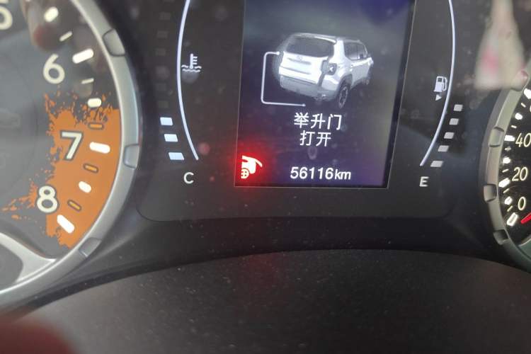 Used Jeep Renegade 2018 Connected Large Screen Version 180T Automatic High-Energy Edition Odometer Close Up