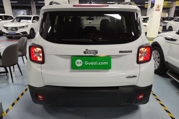 Used Jeep Renegade 2018 Connected Large Screen Version 180T Automatic High-Energy Edition Rear