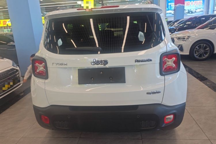 Used Jeep Renegade 2018 Connected Large Screen Version 180T Automatic High-Energy Edition Rear