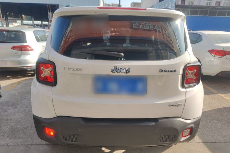 Used Jeep Renegade 2018 Connected Large Screen Version 180T Automatic High-Energy Edition Rear