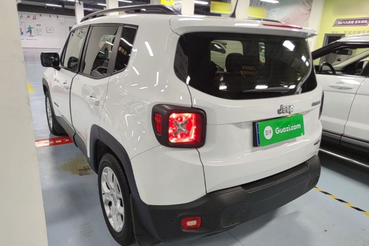Used Jeep Renegade 2018 Connected Large Screen Version 180T Automatic High-Energy Edition Rear Left 45 Deg