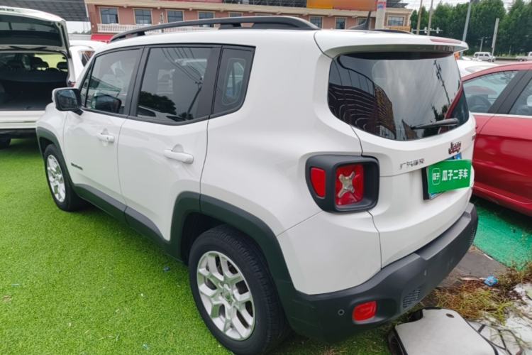 Used Jeep Renegade 2018 Connected Large Screen Version 180T Automatic High-Energy Edition Rear Left 45 Deg