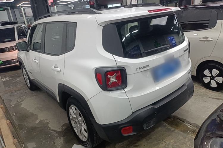 Used Jeep Renegade 2018 Connected Large Screen Version 180T Automatic Jingneng Version Rear Left 45 Deg