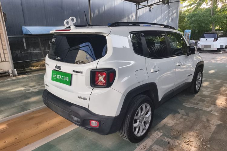 Used Jeep Renegade 2018 Connected Large Screen Version 180T Automatic High-Energy Edition Rear Right 45 Deg