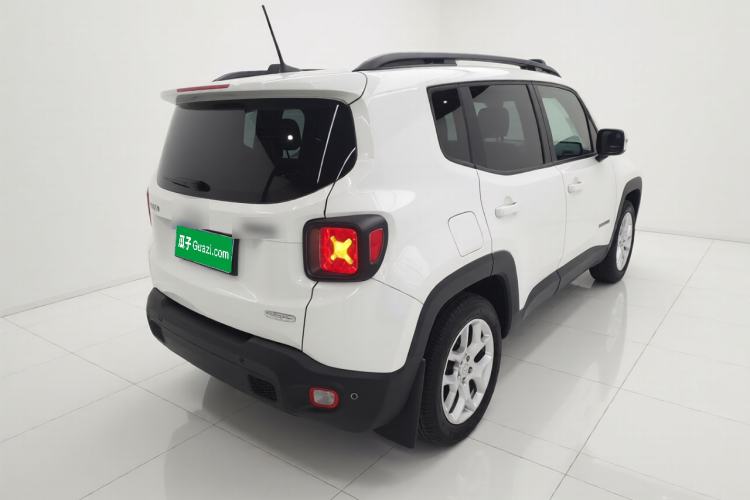 Used Jeep Renegade 2018 Connected Large Screen Version 180T Automatic High-Energy Edition Rear Right 45 Deg