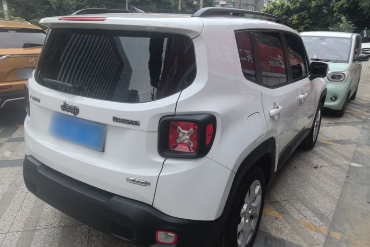 Used Jeep Renegade 2018 Connected Large Screen Version 180T Automatic High-Energy Edition Rear Right 45 Deg