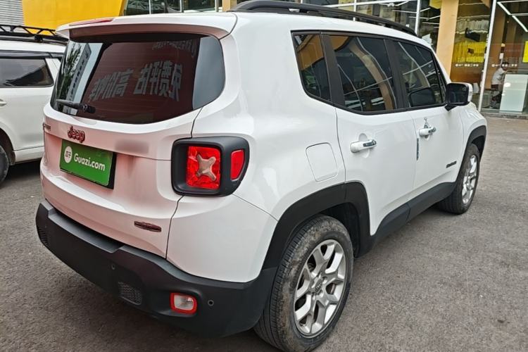 Used Jeep Renegade 2018 Connected Large Screen Version 180T Automatic High-Energy Edition Rear Right 45 Deg