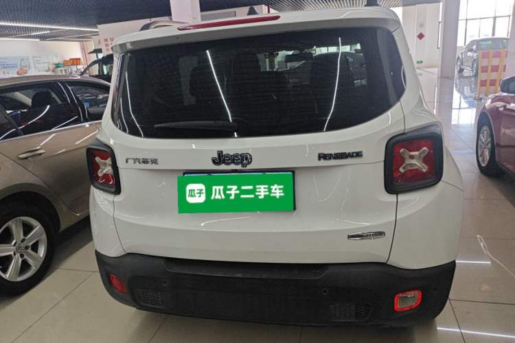 Used Jeep Renegade 2018 Connected Large Screen Version 180T Automatic High-Energy Edition Rear