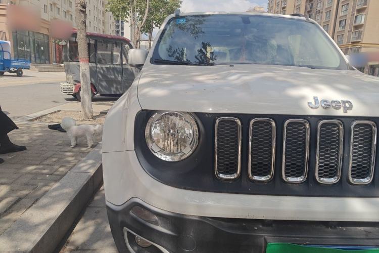 Used Jeep Renegade 2018 Connected Large Screen Version 180T Automatic High-Energy Edition Right Front Headlight