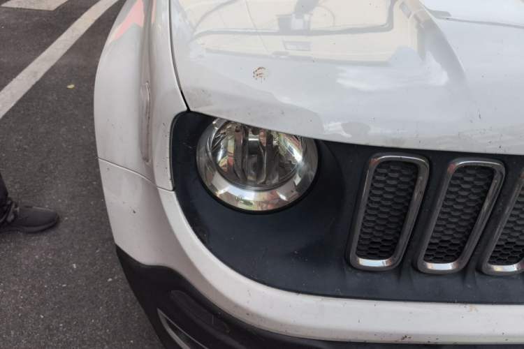 Used Jeep Renegade 2018 Connected Large Screen Version 180T Automatic High-Energy Edition Right Front Headlight