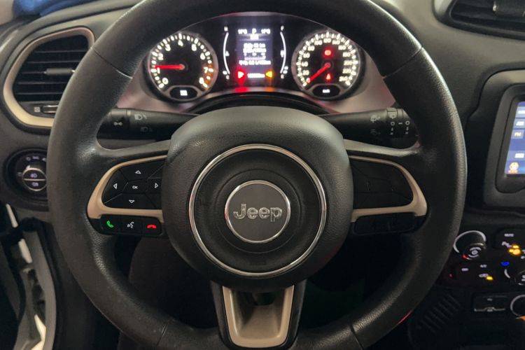 Used Jeep Renegade 2018 Connected Large Screen Version 180T Automatic Kinetic Edition+ Steering Wheel
