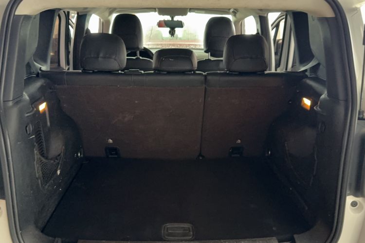 Used Jeep Renegade 2018 Connected Large Screen Version 180T Automatic Kinetic Edition+ Trunk