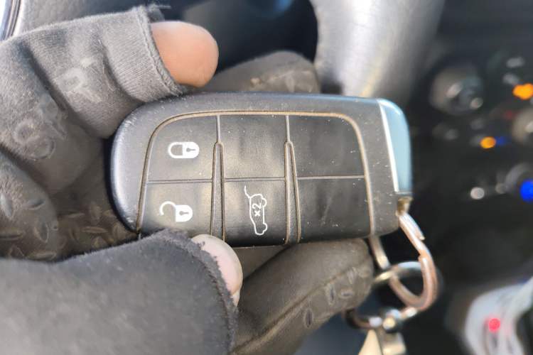 Used Jeep Renegade 2018 Connected Large Screen Version 180T Automatic Jingneng Version Vehicle Key