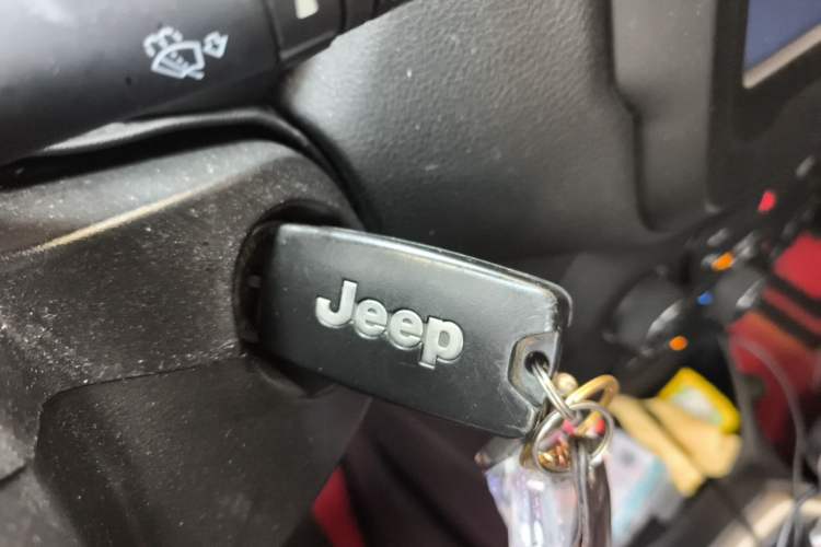 Used Jeep Renegade 2018 Connected Large Screen Version 180T Automatic High-Energy Edition Vehicle Key
