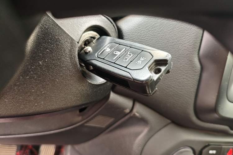 Used Jeep Renegade 2018 Connected Large Screen Version 180T Automatic High-Energy Edition Vehicle Key