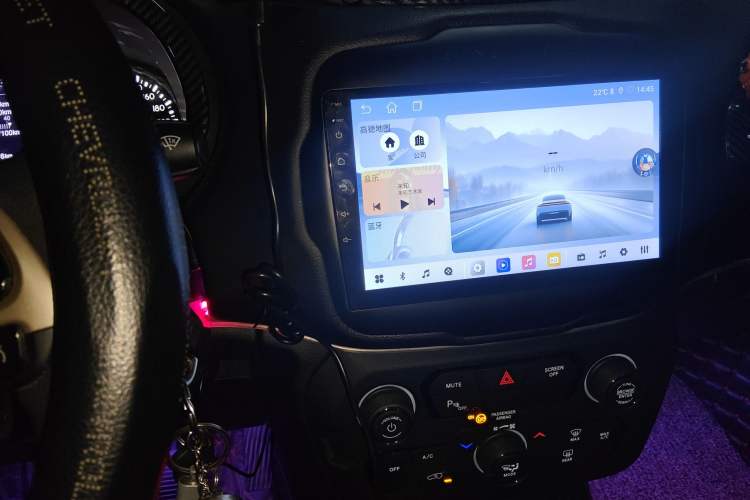Used Jeep Renegade 2018 Connected Large Screen Version 180T Automatic High-Energy Edition Audio And AC Panel