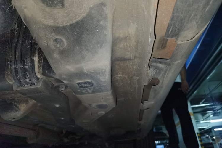 Used Jeep Renegade 2018 Connected Large Screen Version 180T Automatic High-Energy Edition Chassis Rear Right