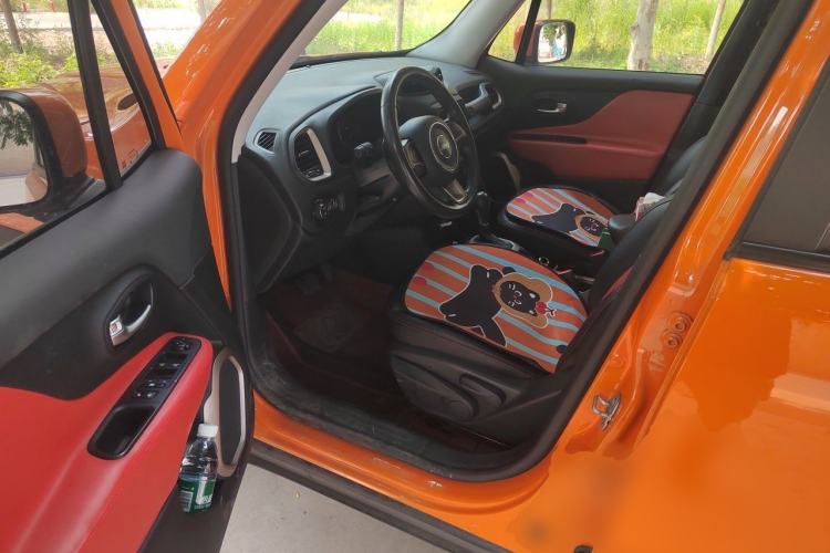 Used Jeep Renegade 2018 Connected Large Screen Version 180T Automatic Jingneng Version Driver Seat