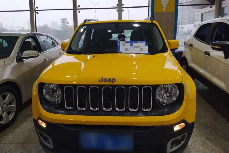 Used Jeep Renegade 2018 Connected Large Screen Version 180T Automatic High-Energy Edition Front