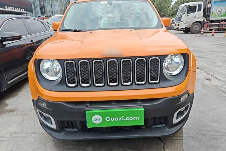 Used Jeep Renegade 2018 Connected Large Screen Version 180T Automatic High-Energy Edition Front