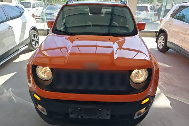 Used Jeep Renegade 2018 Connected Large Screen Version 180T Automatic High-Energy Edition Front