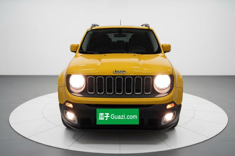 Used Jeep Renegade 2018 Connected Large Screen Version 180T Automatic High-Energy Edition Front
