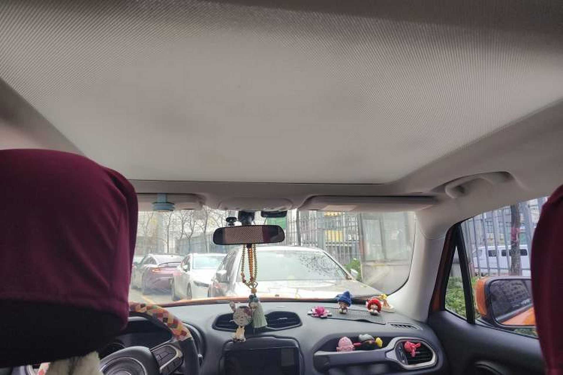 Used Jeep Renegade 2018 Connected Large Screen Version 180T Automatic High-Energy Edition Headliner
