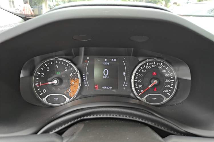 Used Jeep Renegade 2018 Connected Large Screen Version 180T Automatic High-Energy Edition Instrument Cluster