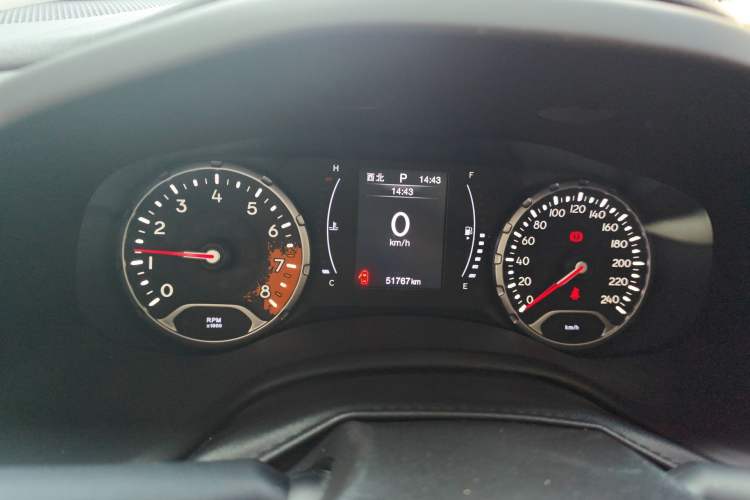 Used Jeep Renegade 2018 Connected Large Screen Version 180T Automatic Jingneng Version Instrument Cluster