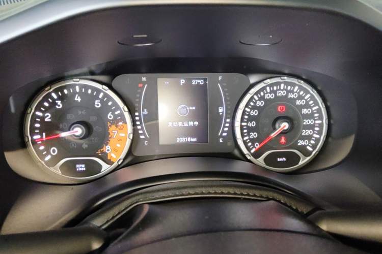 Used Jeep Renegade 2018 Connected Large Screen Version 180T Automatic Jingneng Version Instrument Cluster