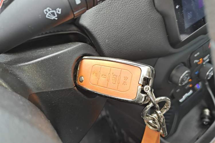 Used Jeep Renegade 2018 Connected Large Screen Version 180T Automatic High-Energy Edition Interior 1