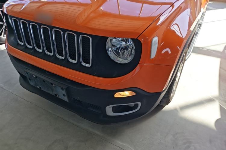 Used Jeep Renegade 2018 Connected Large Screen Version 180T Automatic High-Energy Edition Left Front Headlight