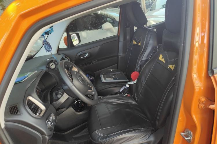 Used Jeep Renegade 2018 Connected Large Screen Version 180T Automatic High-Energy Edition Left Front Seat